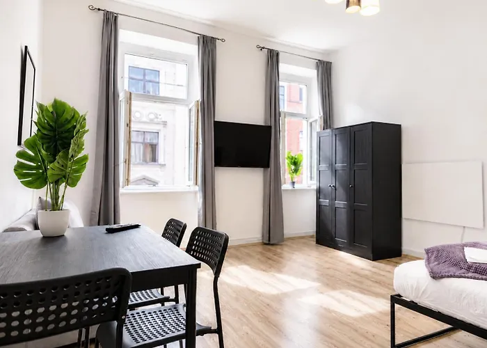 Comfy 2br For Long *